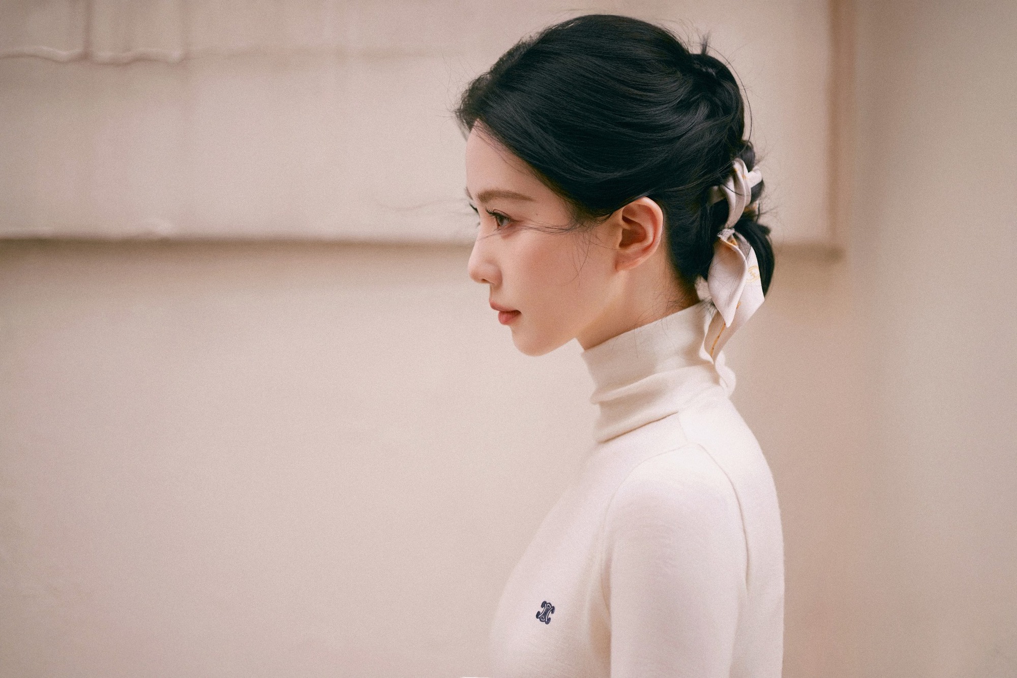 Ngắm mỹ nhân này mới hiểu thế nào là “cổ nhân trời chọn”: Cao sang quyền quý từ cốt cách, định nghĩa lại chuẩn mực cổ điển- Ảnh 3.