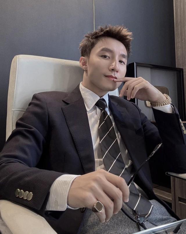 Ở cạnh Hải Tú nhưng Sơn Tùng vẫn mang đồ đôi với Thiều Bảo Trâm?- Ảnh 1.