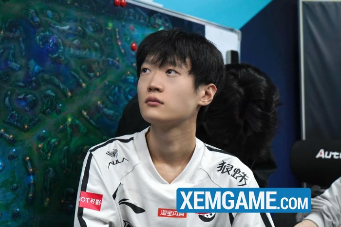 LMHT: AL nhanh chóng ra thông báo xử phạt Shanks vì không giữ được mồm trên mạng 529308312 646778131773817 771926