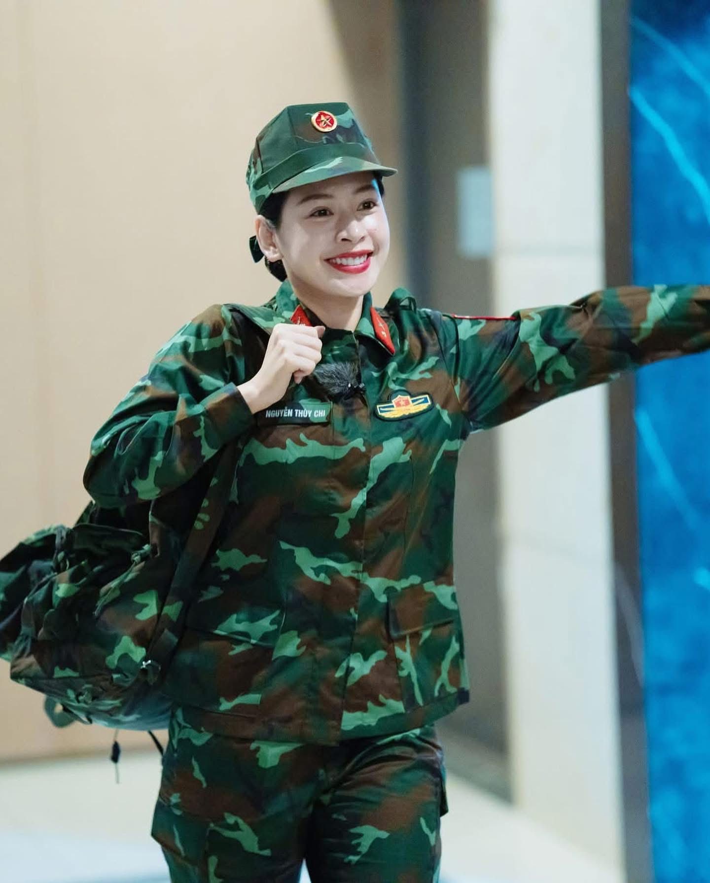 Hoà Minzy, Độ Mixi và dàn sao