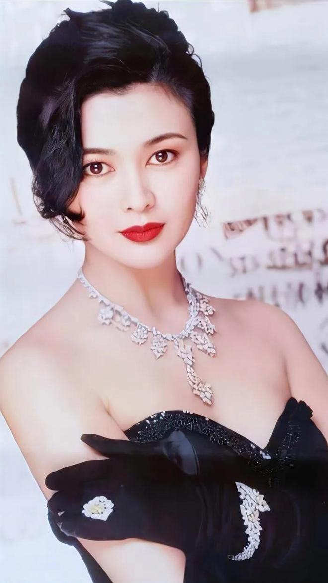 “Tứ đại mỹ nhân” cũng bị chê: Lâm Thanh Hà có tướng đàn ông, Lý Gia Hân quá nhiều khuyết điểm- Ảnh 8.