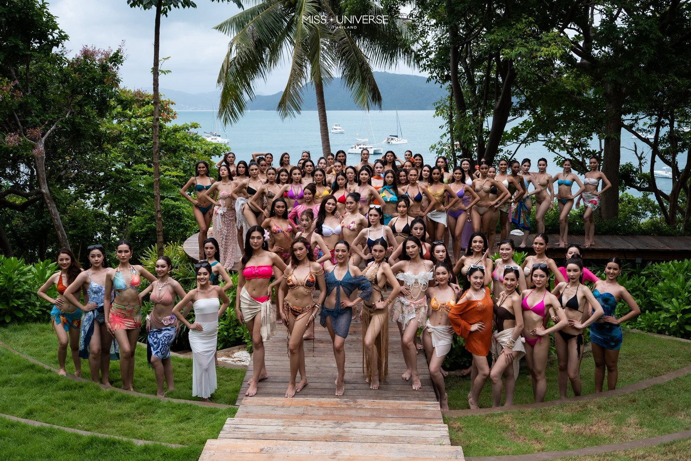 Thí sinh Hoa hậu Hoàn vũ Thái Lan khoe dáng với bikini- Ảnh 1.