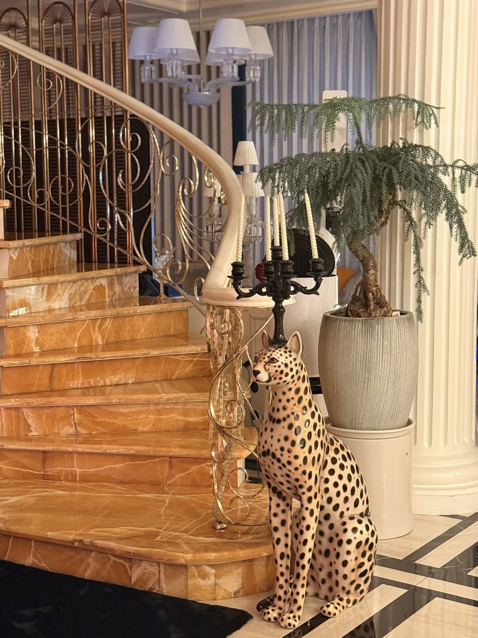 Chuyện tình của