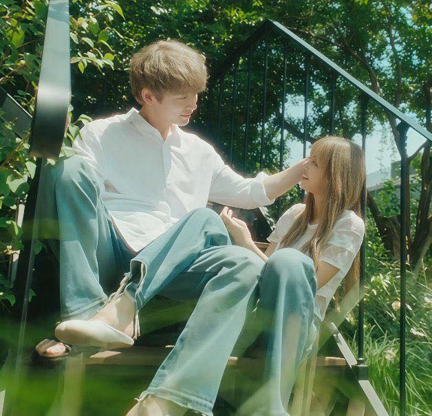 Jungkook (BTS) ẩn ý đáp lại Lisa (BLACKPINK), chuyện hẹn hò đã rõ như ban ngày?- Ảnh 3.