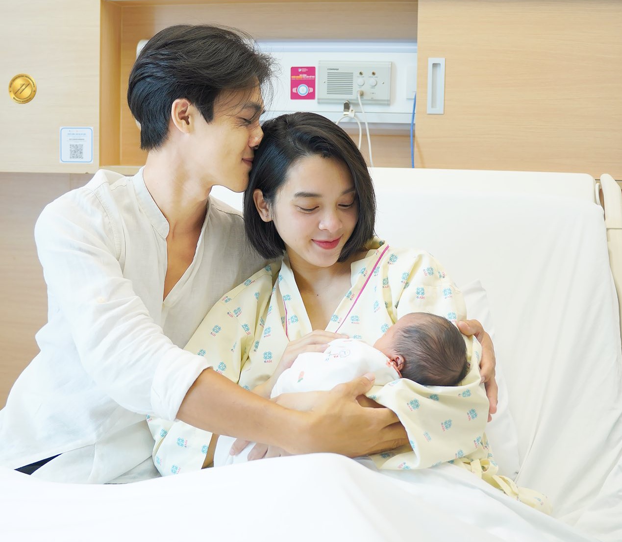 Quỳnh Lương sinh con gái, hé lộ thông tin cực đặc biệt của bé!- Ảnh 2. Quỳnh Lương sinh con gái, hé lộ thông tin cực đặc biệt của bé!- Ảnh 2.