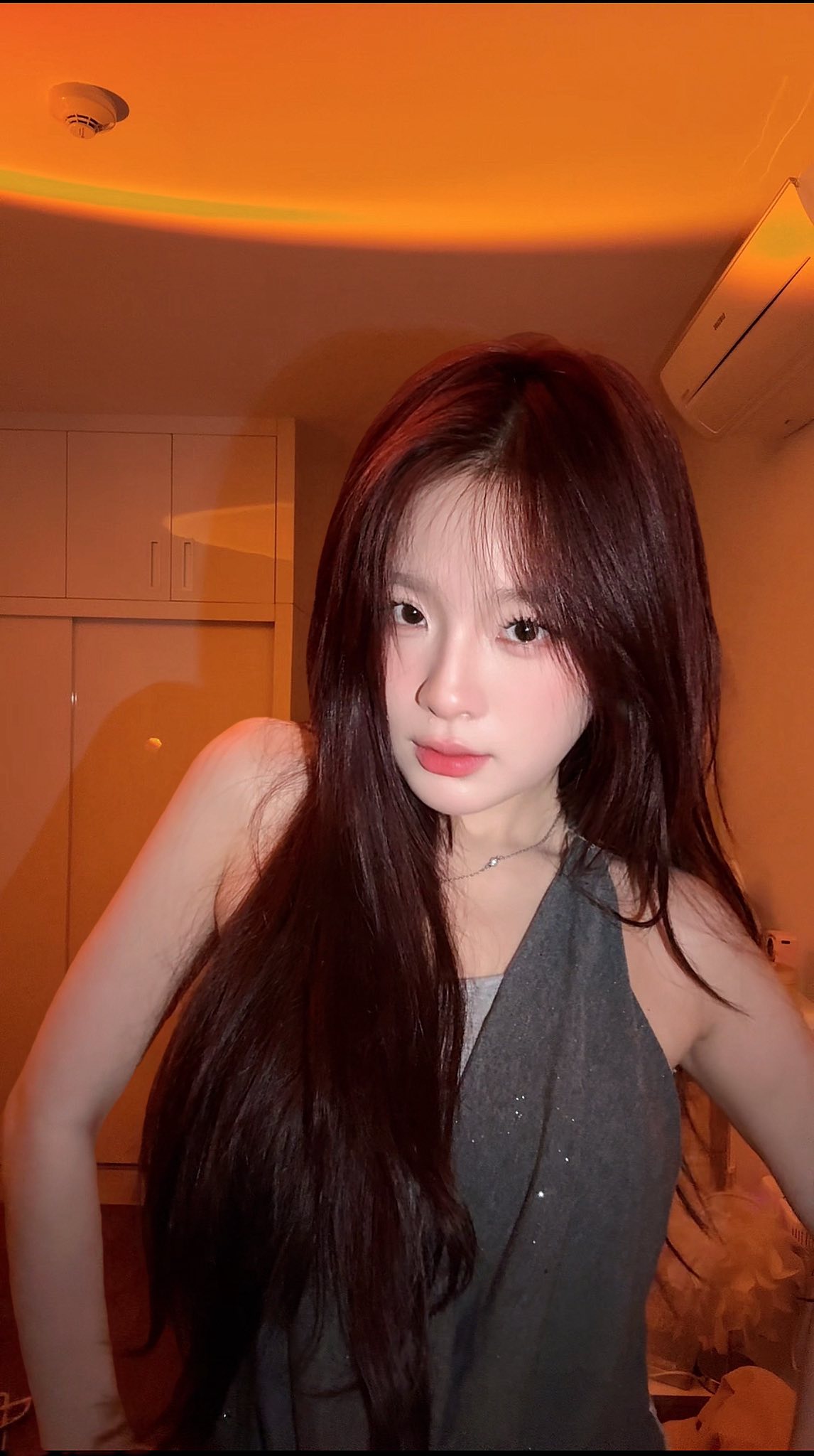 Rộ tin Ngọc Kem đã có tình mới sau chuyện yêu đương thị phi, cộng đồng mạng phản ứng muôn vẻ- Ảnh 6. Rộ tin Ngọc Kem đã có tình mới sau chuyện yêu đương thị phi, cộng đồng mạng phản ứng muôn vẻ- Ảnh 6.