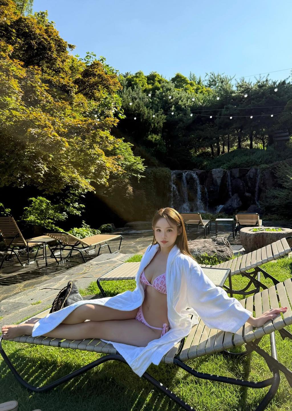 Mỹ nhân Việt U40 được chồng đại gia tặng biệt thự 100 tỷ ở TP.HCM, chuyển 24 tỷ tiêu vặt, chiều như em bé- Ảnh 5. Mỹ nhân Việt U40 được chồng đại gia tặng biệt thự 100 tỷ ở TP.HCM, chuyển 24 tỷ tiêu vặt, chiều như em bé- Ảnh 5.