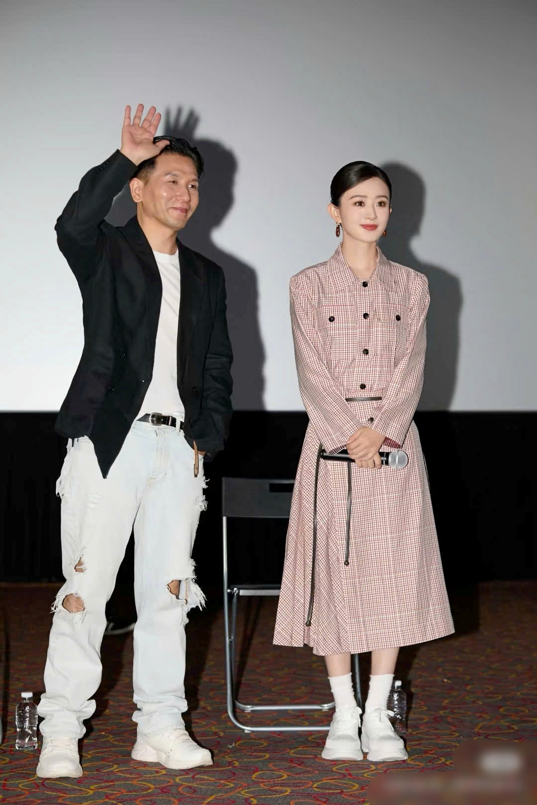 "Người tình" Triệu Lệ Dĩnh nghi có gia cảnh tù tội gây sốc, netizen nhắn gấp: "Xin chị sáng mắt lên!" 534fa 1746021264624305790424 1746059362406 17460593627931003968162 1747204949693 17472049498961568207146 17472805017721667469567 1747294221713 17472942219971661204157