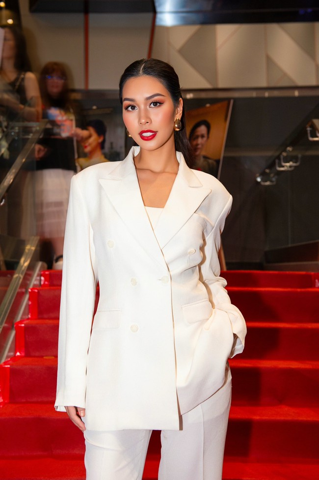 1 sao Việt vừa tiết lộ danh tính ông bà nội, nghe mà ngưỡng mộ: Đúng là đại gia đình tri thức- Ảnh 2.