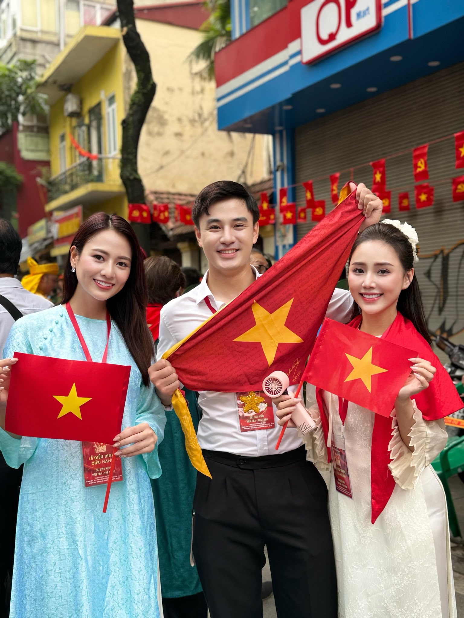 Mỹ nhân xinh nhất Sơ duyệt A80: Ăn gì mà đẹp dữ dội, ảnh cận mặt cam thường còn mê hơn- Ảnh 6.