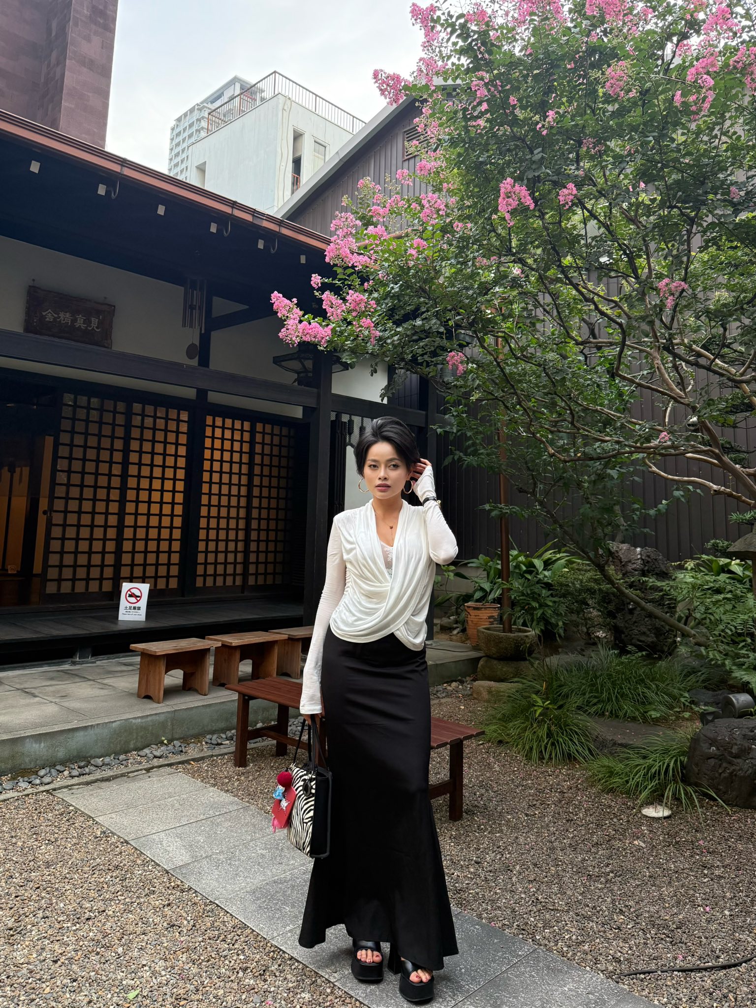 Tý Nị miền Tây lấy chồng Nhật sống sang chảnh,