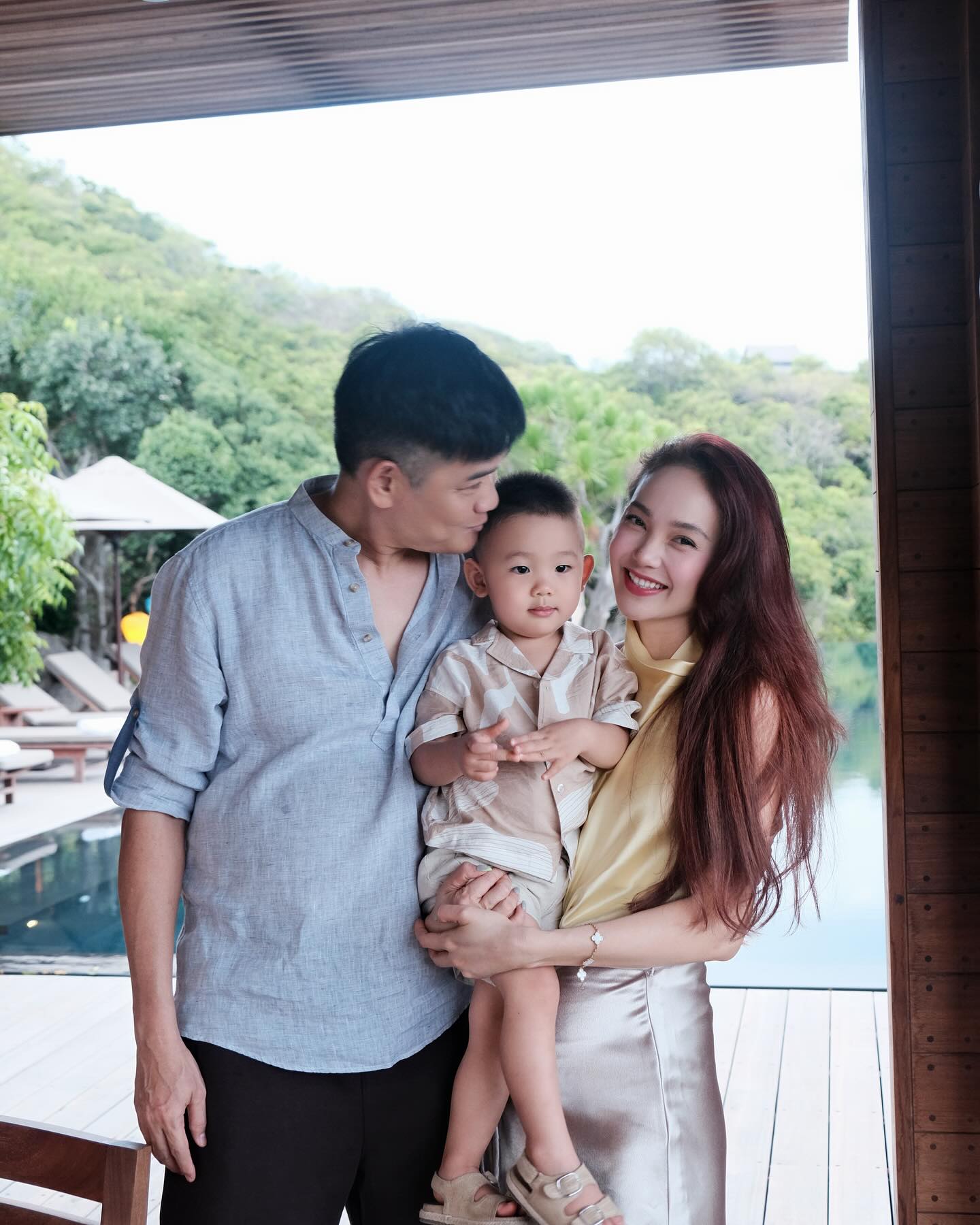 Minh Hằng tổ chức sinh nhật cho quý tử ở resort 1 tỷ đồng/3 đêm, diện mạo của ông xã đại gia gây chú ý- Ảnh 6. Minh Hằng tổ chức sinh nhật cho quý tử ở resort 1 tỷ đồng/3 đêm, diện mạo của ông xã đại gia gây chú ý- Ảnh 6.