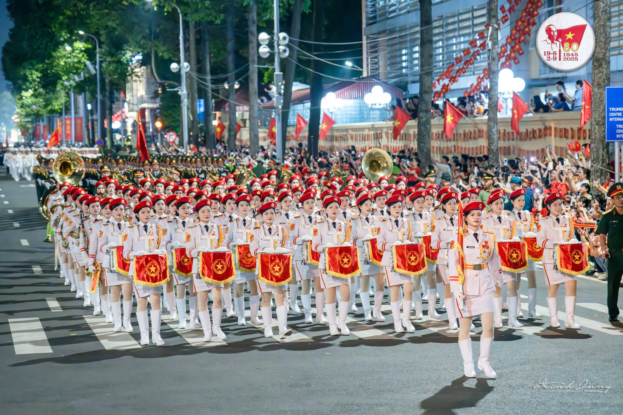 537564612_10161285311645079_5314529415369353099_n-1757079450-957-width2048height1365 Khối Quân nhạc