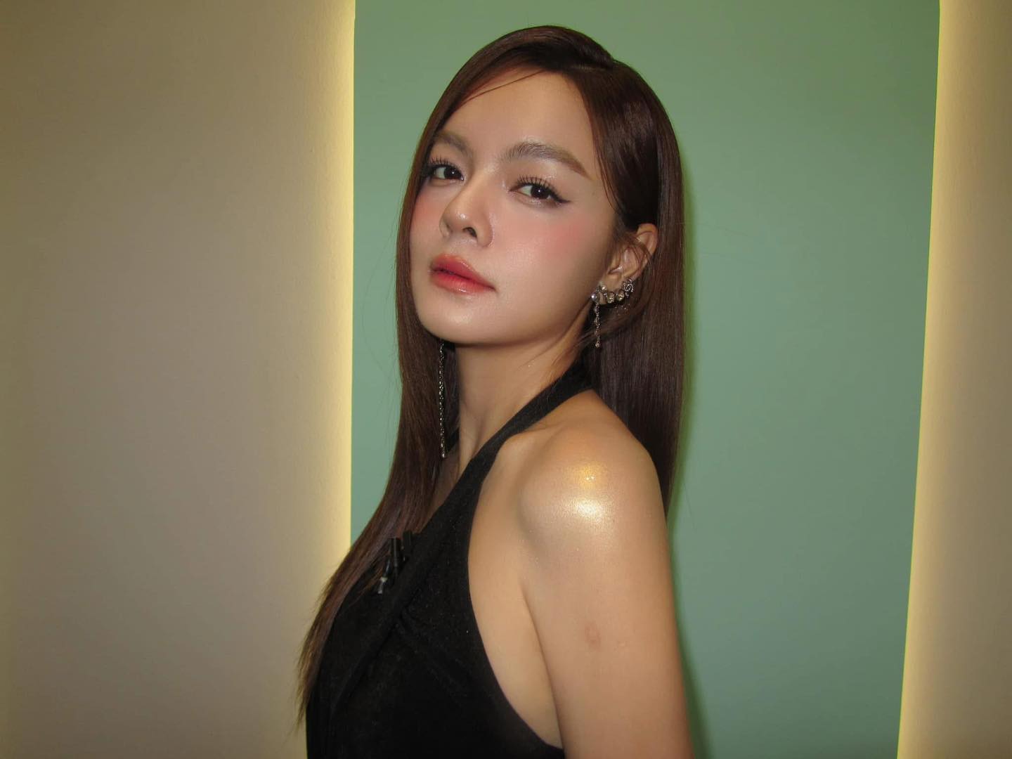 Phạm Quỳnh Anh bức xúc lên tiếng khi 2 cô con gái bị tấn công- Ảnh 1.