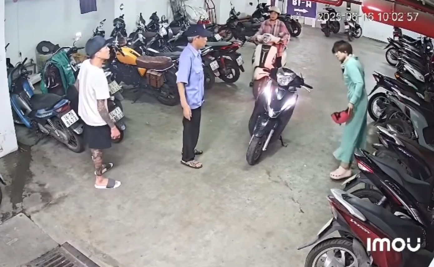 Vụ cô gái MMA chống trả dưới hầm xe: Johnny Trí Nguyễn bất ngờ tặng suất học bổng cho thanh niên xăm trổ!- Ảnh 1.