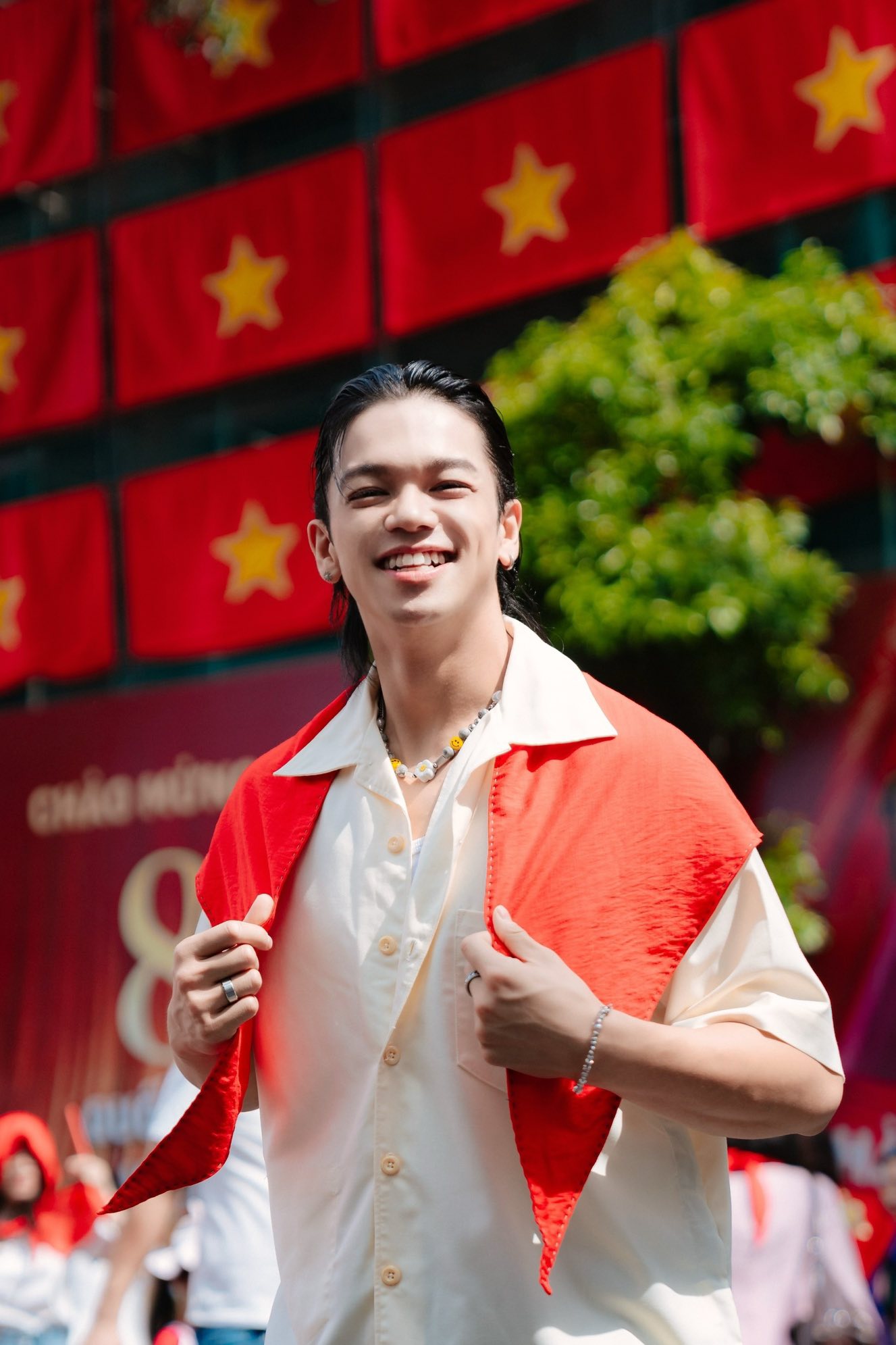 Sao Việt đồng loạt khoe sắc mừng ngày Tết Độc Lập, nhìn những khung hình đầy tự hào mới thấy: Hòa bình đẹp lắm- Ảnh 5. Sao Việt đồng loạt khoe sắc mừng ngày Tết Độc Lập, nhìn những khung hình đầy tự hào mới thấy: Hòa bình đẹp lắm- Ảnh 5.