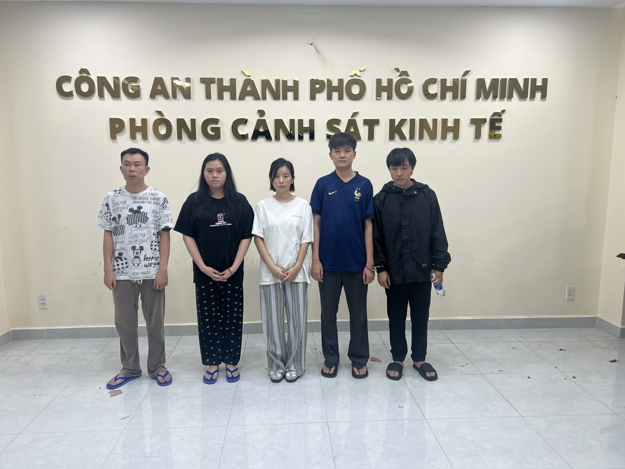 Bắt Miss Auditon Ngọc Anh- Ảnh 1.