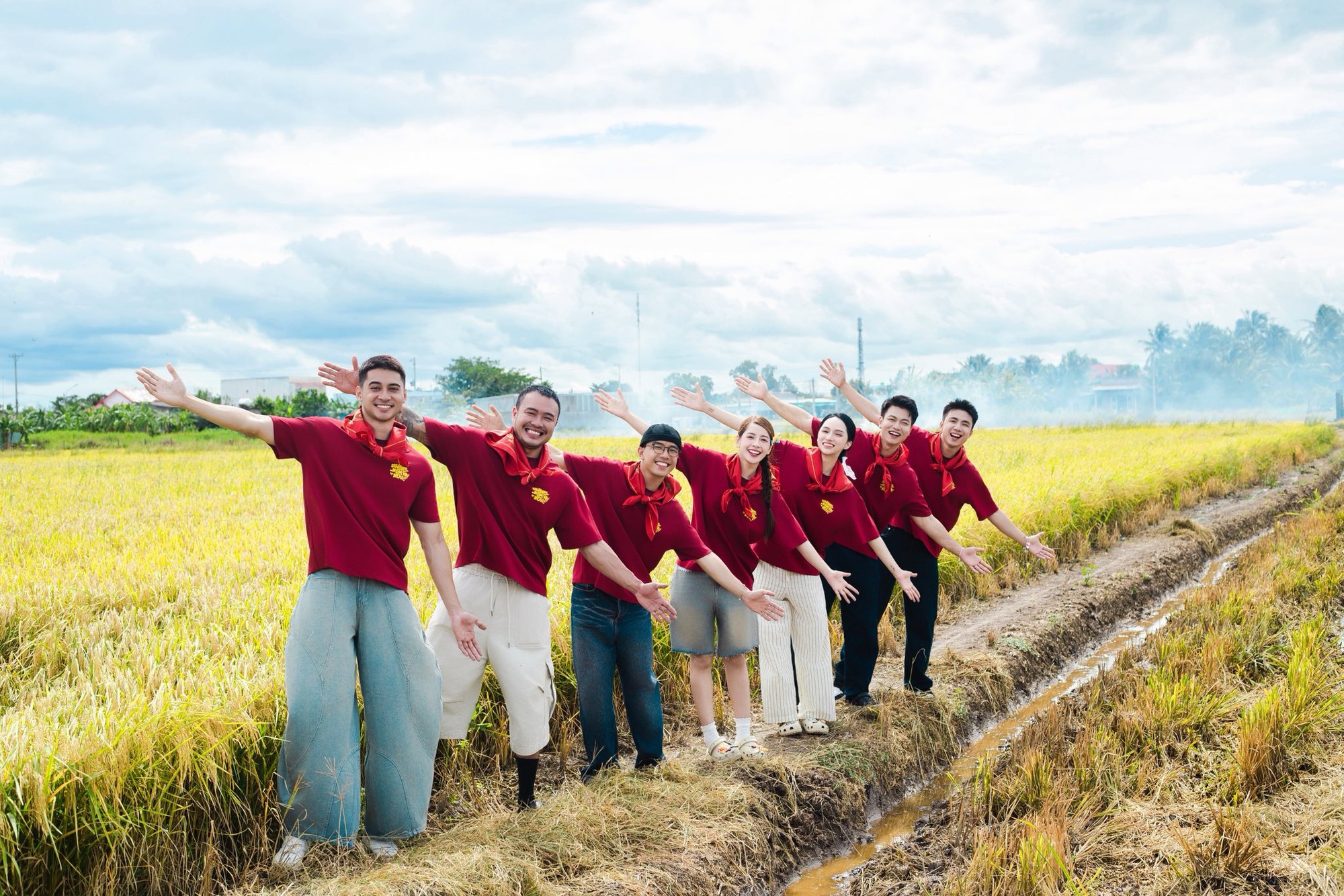 Visual Hương Giang ngày càng bén, đọ sắc nét căng với