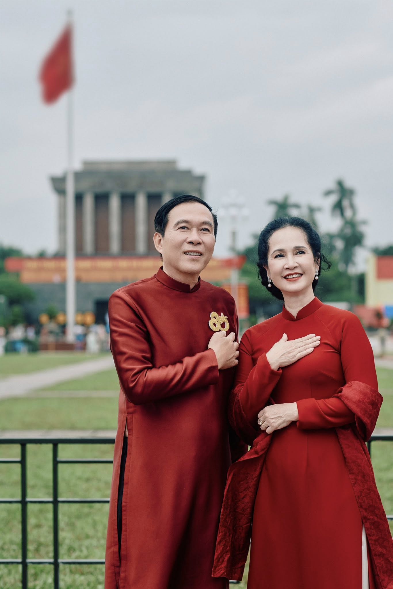 Sao Việt đồng loạt khoe sắc mừng ngày Tết Độc Lập, nhìn những khung hình đầy tự hào mới thấy: Hòa bình đẹp lắm- Ảnh 22. Sao Việt đồng loạt khoe sắc mừng ngày Tết Độc Lập, nhìn những khung hình đầy tự hào mới thấy: Hòa bình đẹp lắm- Ảnh 22.