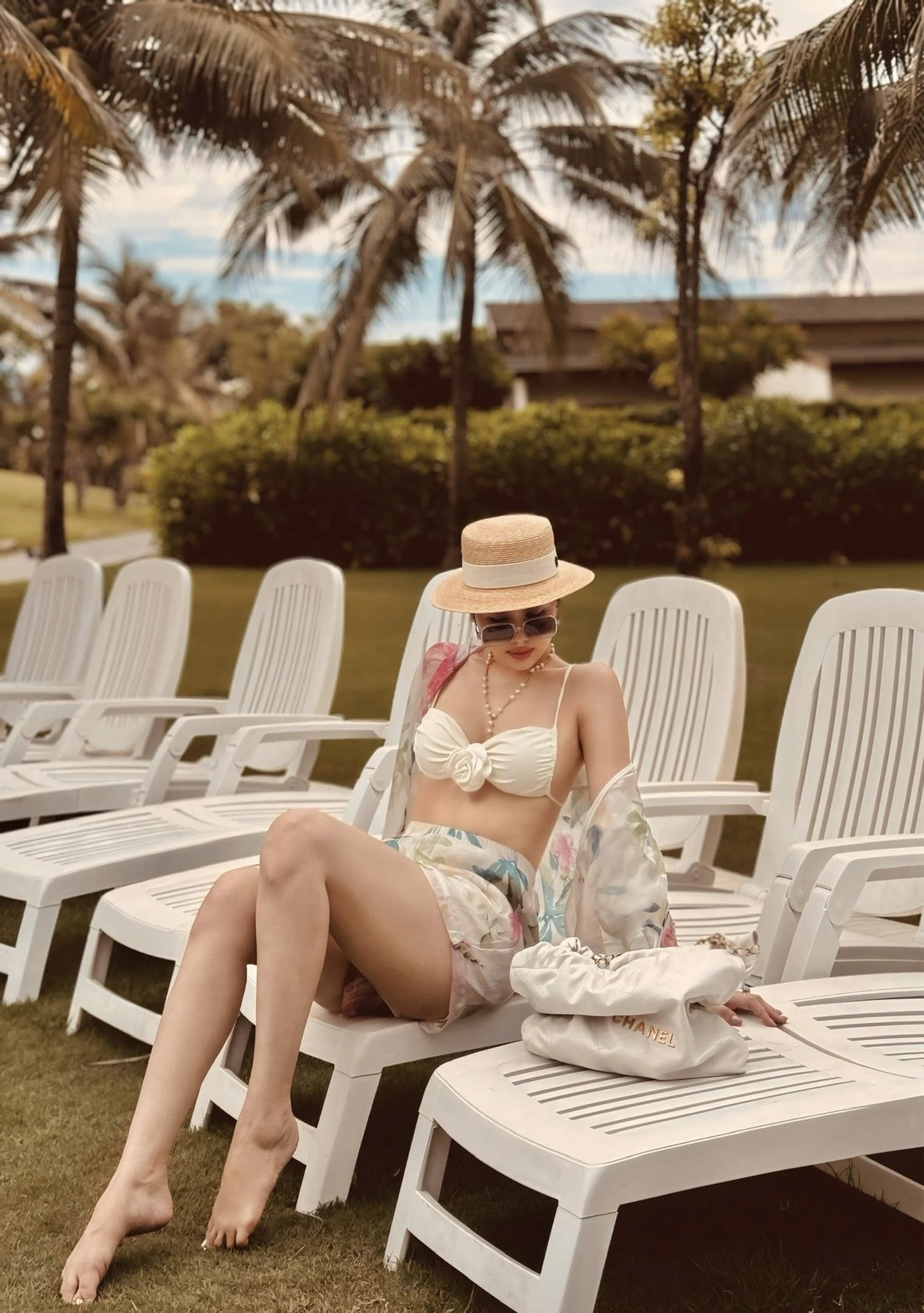 Bất ngờ với body siêu nóng bỏng của