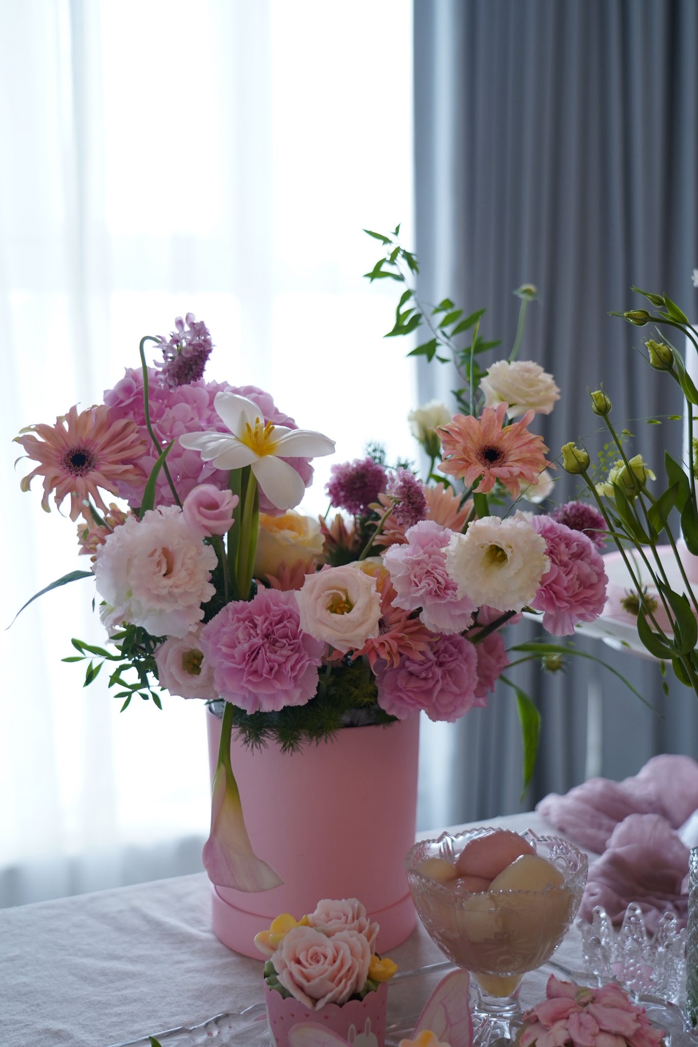 Tiệc thôi nôi cực xinh xẻo và ấm cúng nhưng không kém phần sang chảnh của em bé Nubi nhà siêu mẫu Võ Hoàng Yến- Ảnh 11.