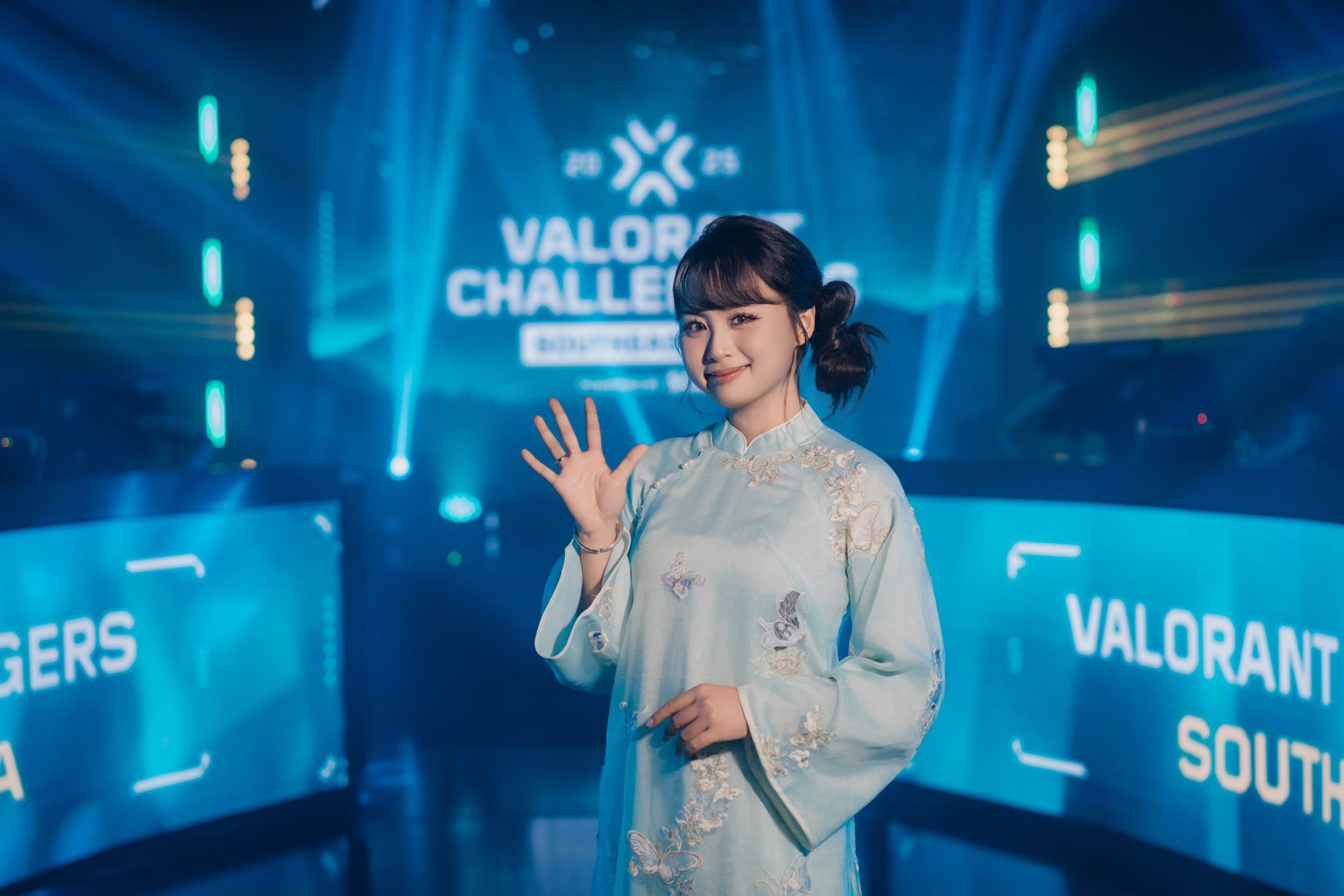 545141423247062434256800287337962101671974803n-17585291478791391477839-1758534289166-17585342896651365149916 "Nữ thần" Esports đình đám tái xuất, sức hút bùng nổ sau một năm vắng bóng các giải đấu 545141423247062434256800287337962101671974803n 17585291478791391477839 1758534289166 17585342896651365149916