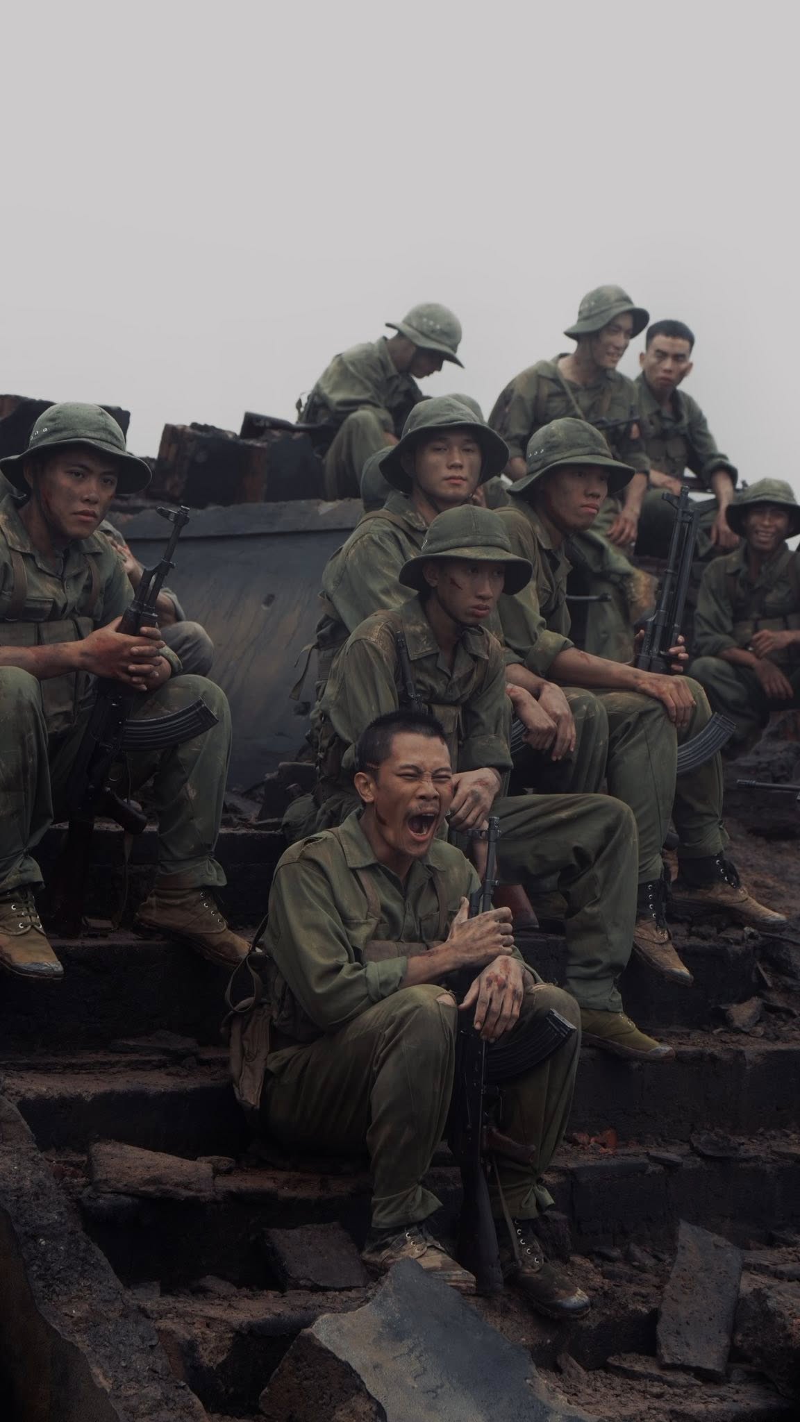 Chi tiết đắt giá nhất Mưa Đỏ: Tờ tiền của anh Tạ trước khi hy sinh khiến khán giả vỡ òa- Ảnh 2.