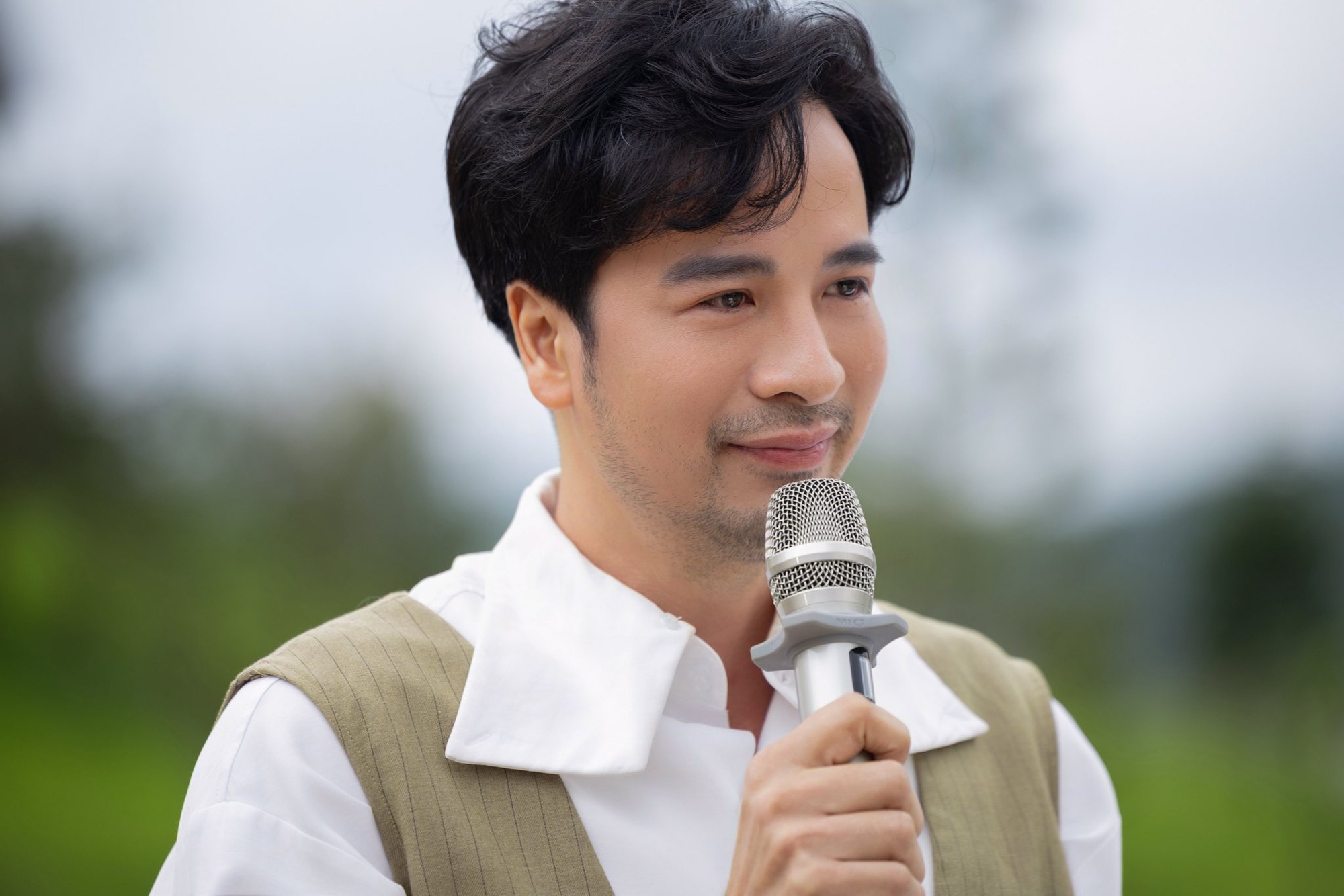 Sao nam từng huỷ hôn Ngọc Lan đã cầu hôn vợ bác sĩ kém 16 tuổi, hé lộ thời điểm tổ chức đám cưới- Ảnh 3. Sao nam từng huỷ hôn Ngọc Lan đã cầu hôn vợ bác sĩ kém 16 tuổi, hé lộ thời điểm tổ chức đám cưới- Ảnh 3.