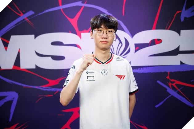 MSI 2025: T1 Doran Danh Loi Khen Cho Gumayusi Va Keria, Muon Cung Oner Qua Viet Nam MSI 2025: T1 Doran Dành Lời Khen Cho Gumayusi Và Keria, Muốn Cùng Oner Qua Việt Nam