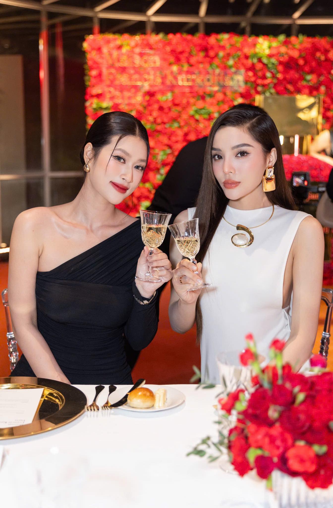 Hoa hậu Kỳ Duyên đối đãi Thiên Ân y hệt như với Minh Triệu trước đây- Ảnh 2.