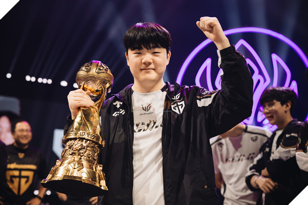 MSI 2025: Tap The Doi Hinh GEN.G Huong Den Chuc Vo Dich EWC Va CKTG 2025 3 MSI 2025: Tập Thể Đội Hình GEN.G Hướng Đến Chức Vô Địch EWC Và CKTG 2025 3