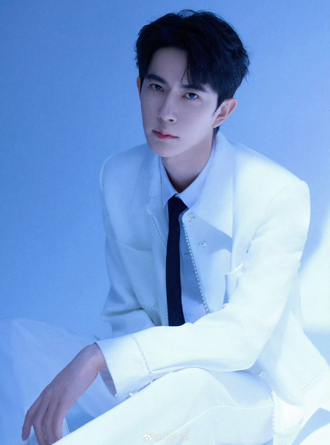 Chính thức: Cảnh sát xác nhận “mỹ nam cổ trang số 1 Trung Quốc” qua đời vì ngã lầu, hình ảnh cuối cùng gây xót xa- Ảnh 1.