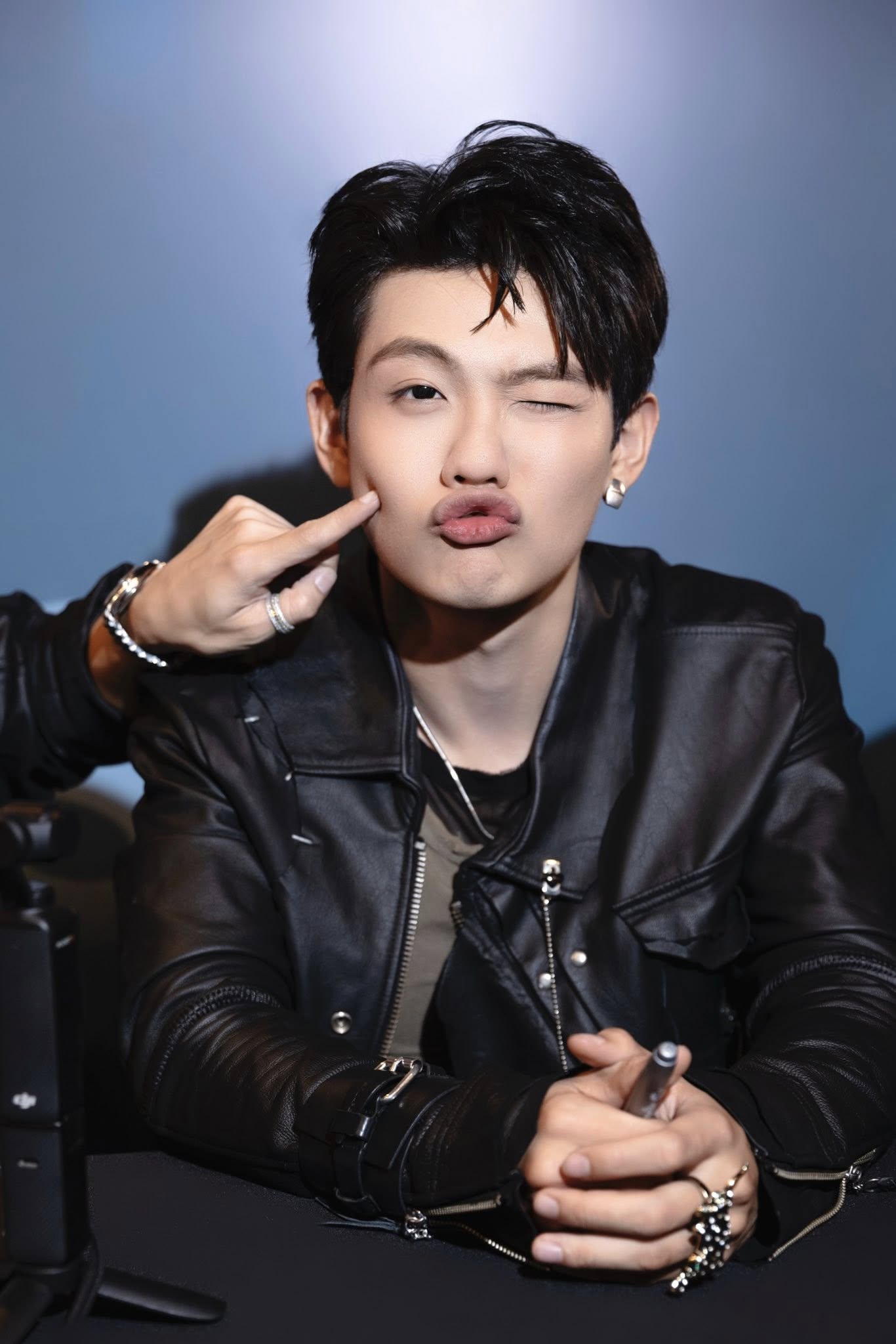 Bộ đôi Anh Trai Say Hi mới toanh đang được