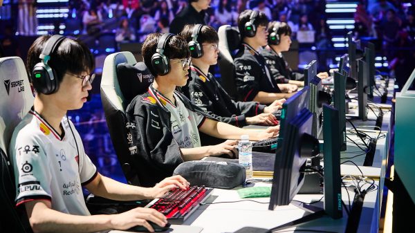 Esports World Cup 2025: T1 Đánh Bại G2, Lấy Hạng Ba Chung Cuộc 54666677358 f26c858b5c k ikvujpg