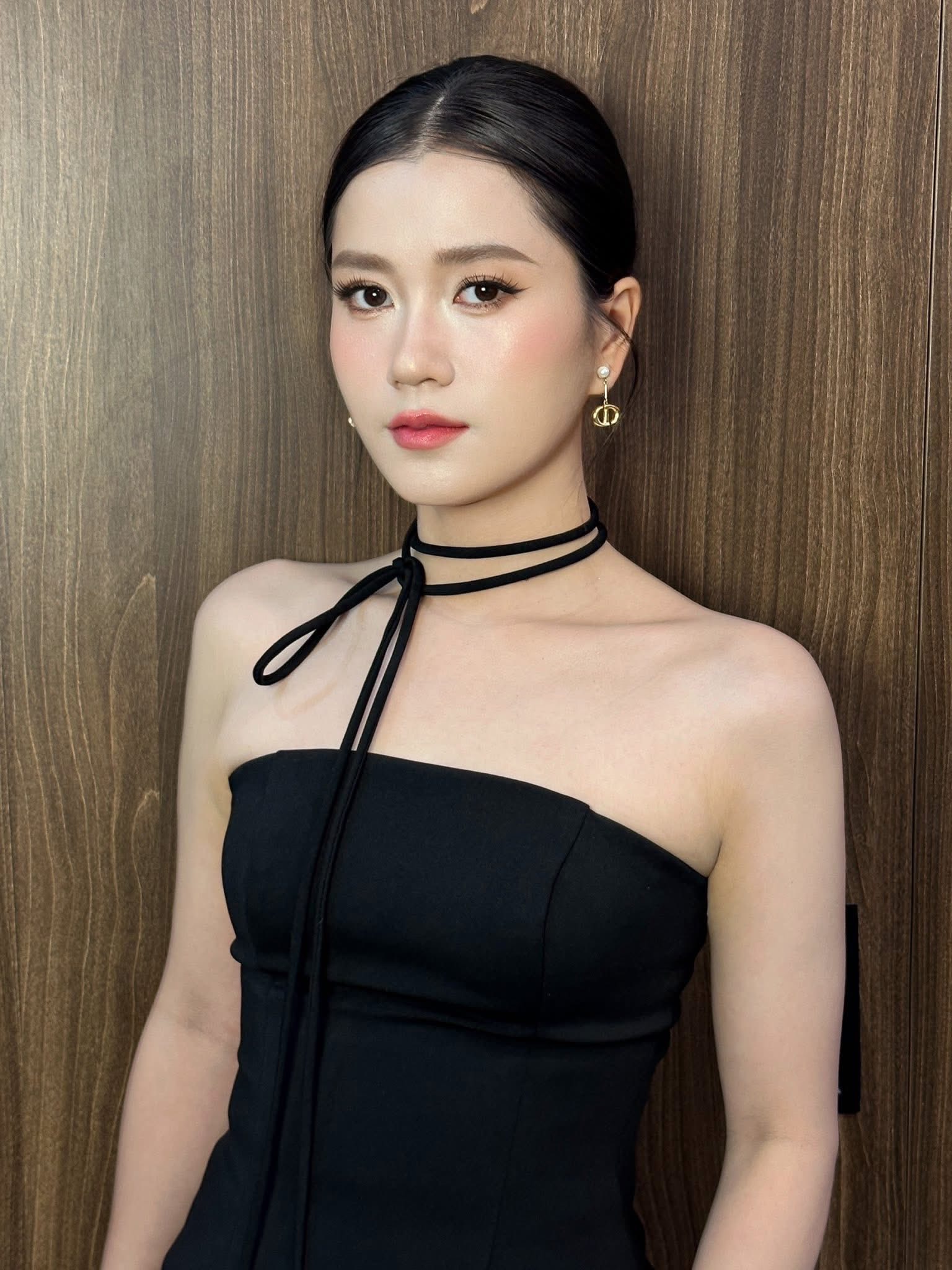 Đố ai đoán được tuổi thật của mỹ nhân này: Mẹ 2 con mà như gái 18, cả Vbiz không ai làm lại chị- Ảnh 3.