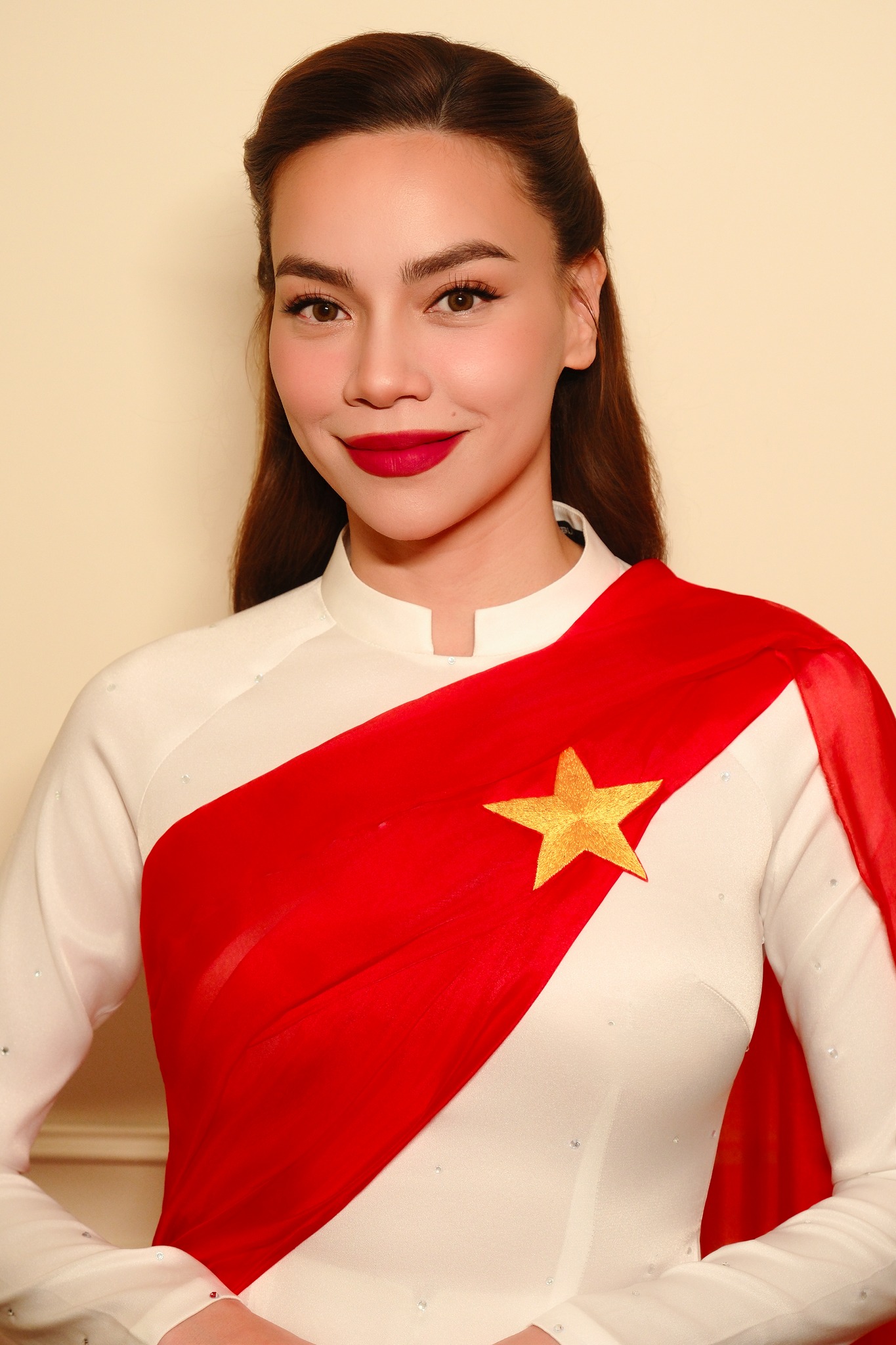 Bị so sánh với Mỹ Tâm, Hồ Ngọc Hà đáp ngay 1 câu khỏi cãi!- Ảnh 1.