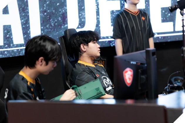 LCP 2025: MVKE Gury Khang Dinh Khong Ngai Doi Mat Voi Saigon Dino 2 LCP 2025: MVKE Gury Khẳng Định Không Ngại Đối Mặt Với Saigon Dino 2