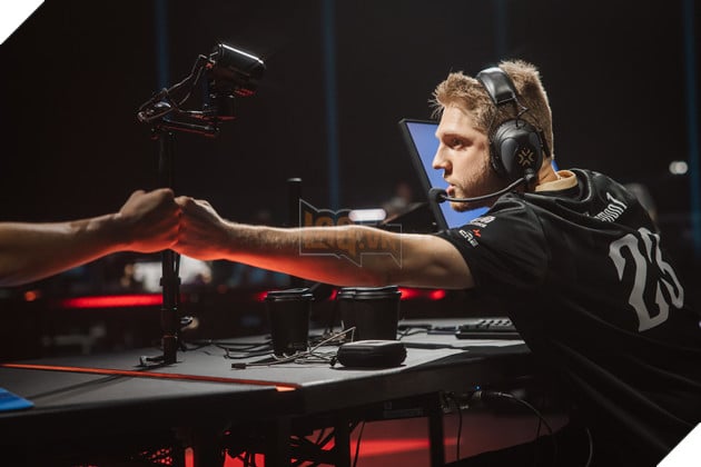 VALORANT Champions 2025: T1 Thang Nhoc Nhan, G2 Vap Nga Truoc Team Heretics Dragon Ranger Gaming nỗ lực kéo T1 vào Overtime