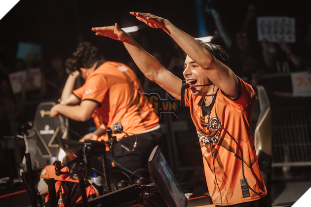 VALORANT Champions 2025: Team Heretics và Fnatic Là Hai Cái Tên Tiếp Theo Vào Playoffs 5