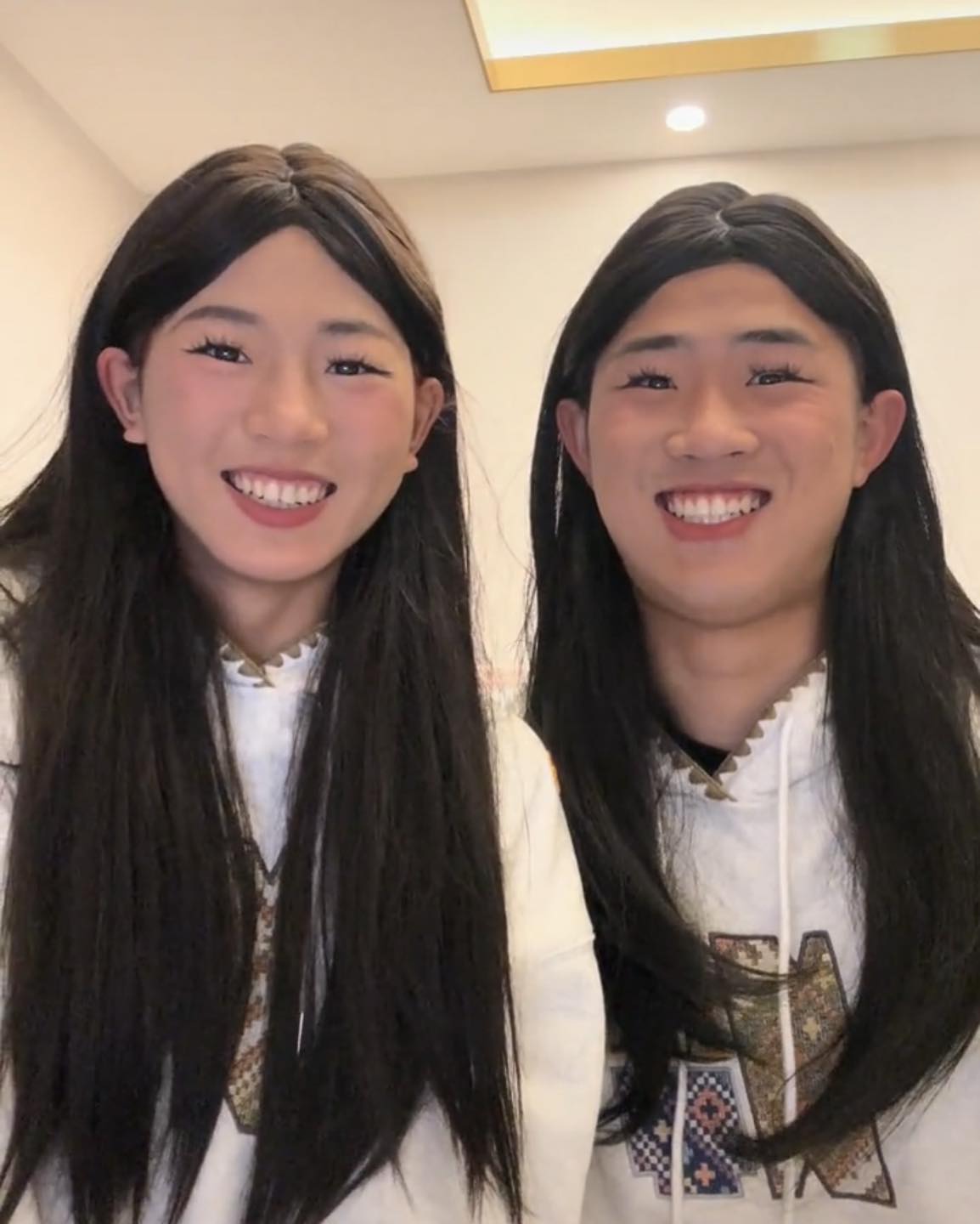 Cặp đôi có khuôn mặt giống nhau như anh em ruột thất lạc, kết quả xét nghiệm ADN khiến dân mạng “đứng hình”- Ảnh 4.