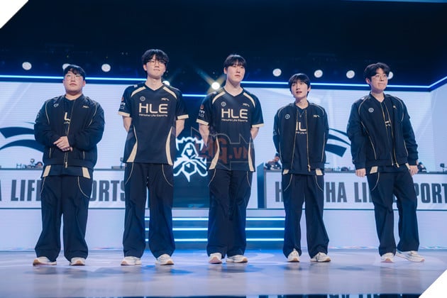 CKTG 2025: Tổng Hợp Kết Quả Nhánh Đấu 1-1, Nhiều Đội Tuyển Lớn Rơi Vào Vòng Nguy Hiểm 5