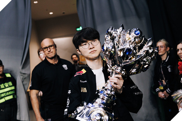 CKTG 2025: Các Thành Viên T1 Chia Sẻ Về Vận May Của Mình 4