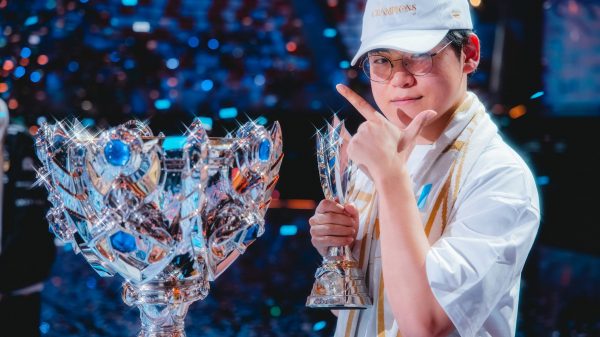 LMHT: Gumayusi Bất Ngờ Giúp Cho Một Trang Phục Sivir "Hồi Sinh" Sau Gần 10 Năm 29 LMHT: Gumayusi Bất Ngờ Giúp Cho Một Trang Phục Sivir "Hồi Sinh" Sau Gần 10 Năm 54911480327 0693d6a467 k tzcbjpg