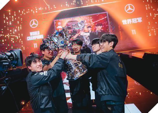 LMHT: Gumayusi Bat Ngo Giup Cho Mot Trang Phuc Sivir LMHT: Gumayusi Bất Ngờ Giúp Cho Một Trang Phục Sivir Hồi Sinh Sau Gần 10 Năm