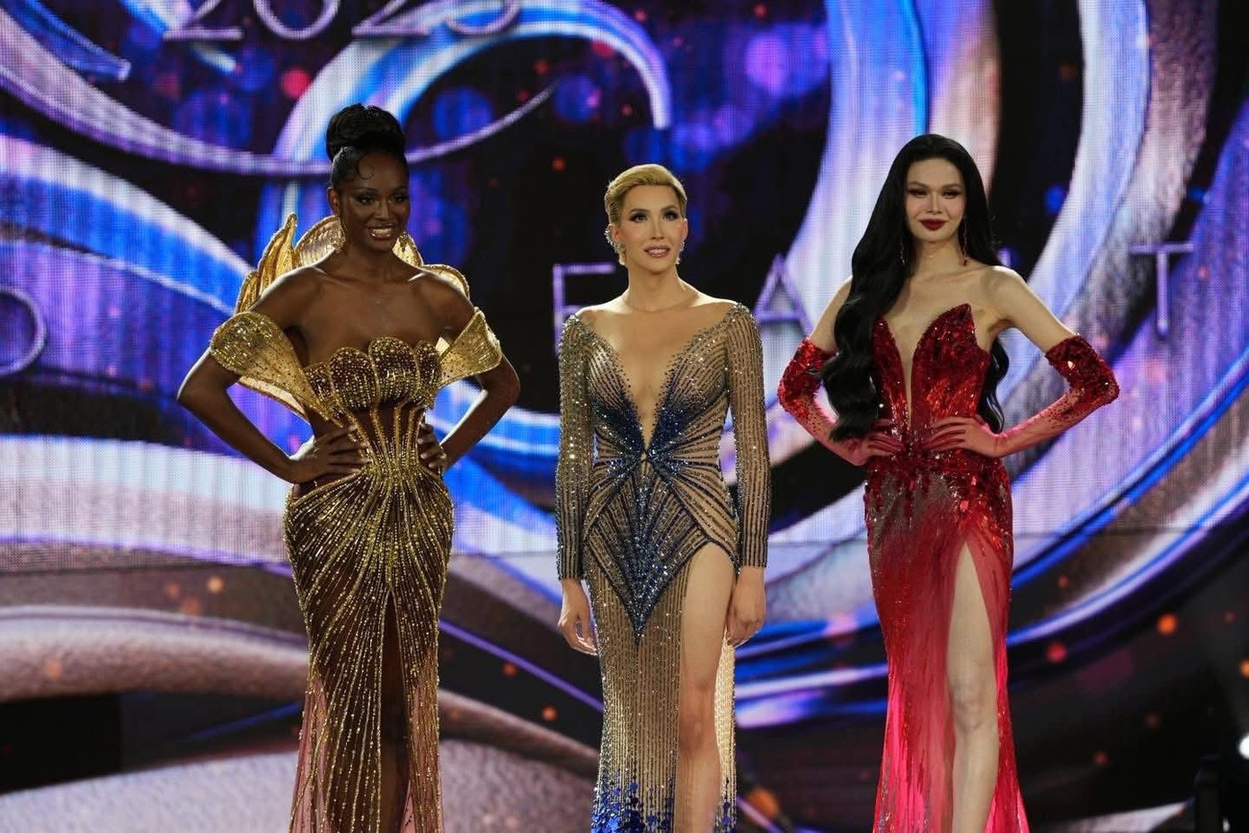 Á hậu tố bị Hoa hậu, Á hậu 2 bắt nạt ngay lúc đăng quang- Ảnh 1.