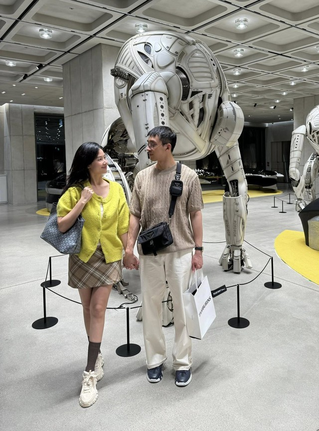 Biểu hiện khác thường của Midu- Ảnh 4.