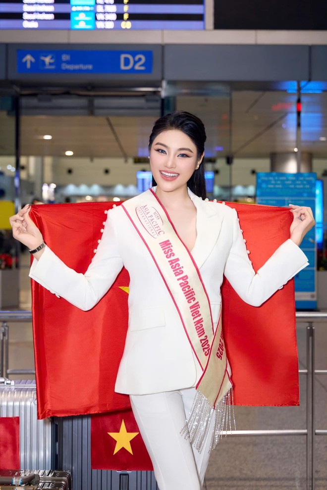 Đại diện Việt Nam và thí sinh hoảng loạn, ôm nhau khóc khi động đất xảy ra- Ảnh 4.