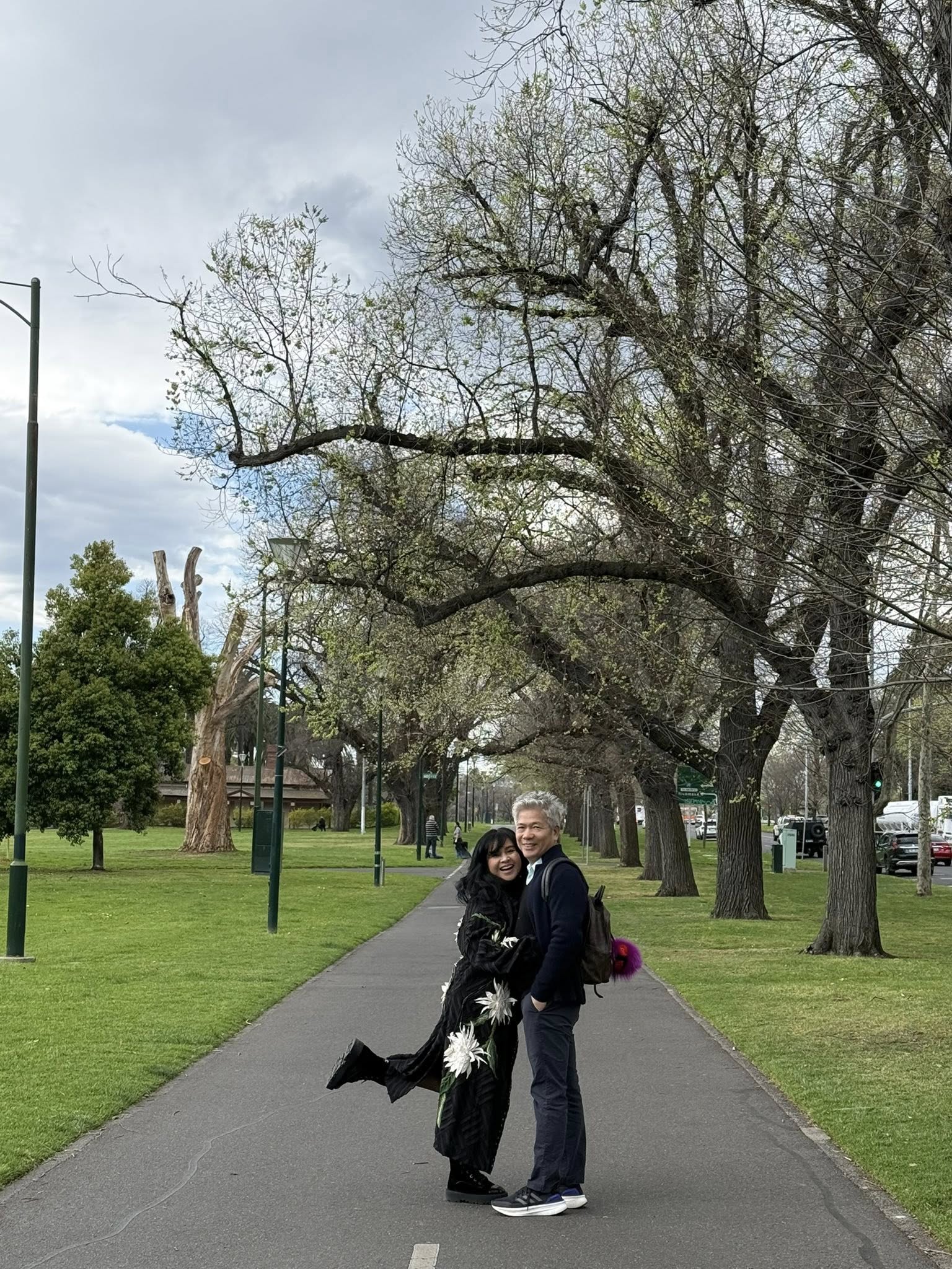 Nữ NSND sắp lấy chồng ở tuổi 56: Yêu như thuở ban đầu, ngồi im lặng bên nhau cũng hạnh phúc- Ảnh 3. Nữ NSND sắp lấy chồng ở tuổi 56: Yêu như thuở ban đầu, ngồi im lặng bên nhau cũng hạnh phúc- Ảnh 3.