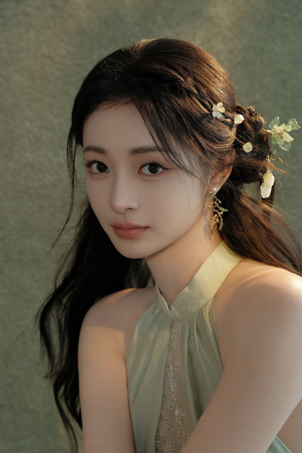 Lộ diện Chúc Anh Đài phiên bản mới, nhan sắc