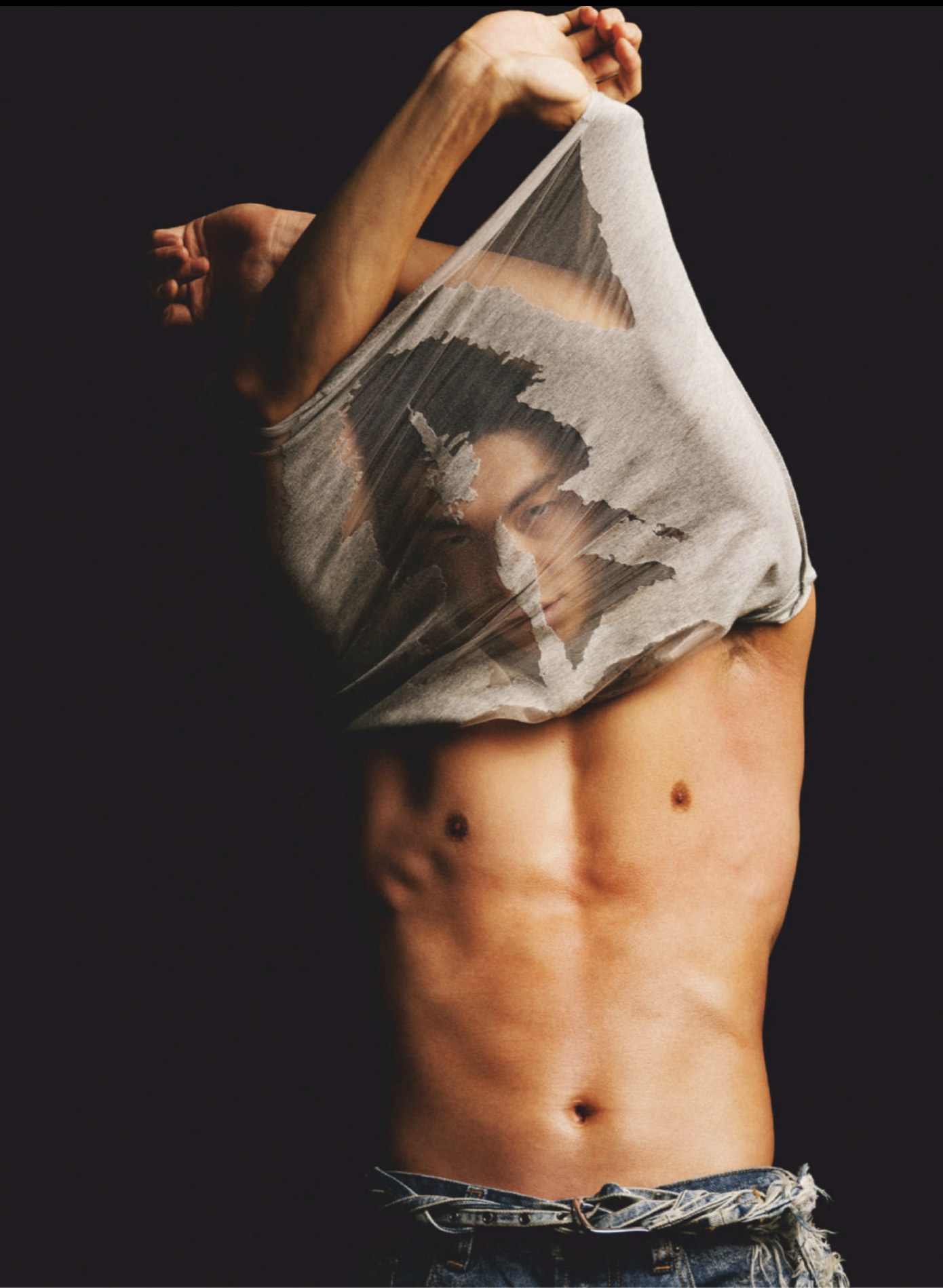 Bộ hình gây sốc chưa từng có của Hứa Quang Hán- Ảnh 3. Bộ hình gây sốc chưa từng có của Hứa Quang Hán- Ảnh 3.